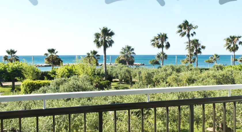 Estival Eldorado Resort Cambrils Exteriör bild